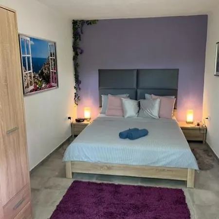 Ines Appartement *